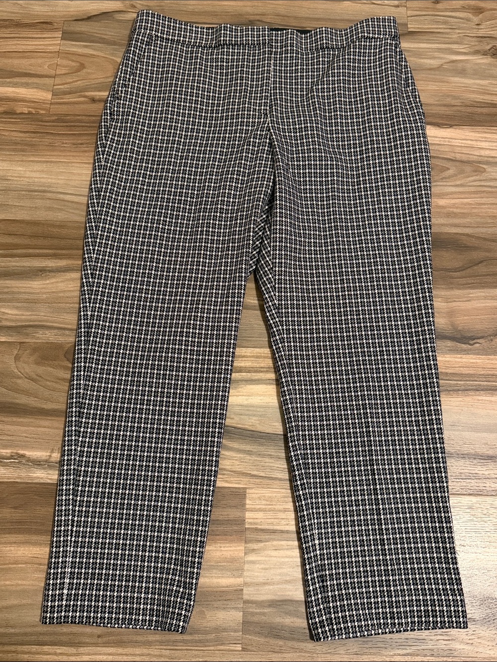 Ann Taylor Curvy Fit High Rise Ankle Pants Womens 12 Black White Houndstooth